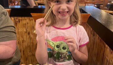 This our fave AYCE sushi place and our 6 yo clearly enjoying her food!