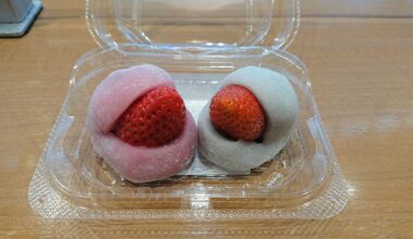 Ichigo daifuku at Makuhari SA.