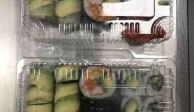 Sushi Tokyo order on Uber eat get one one for free