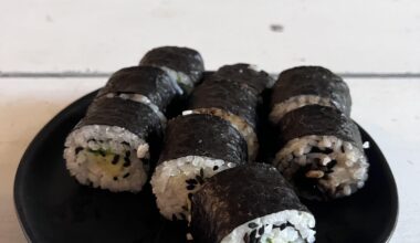 Sushi: tofu and avo and tofu and black bean paste