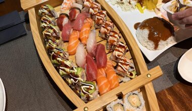 sushi boat