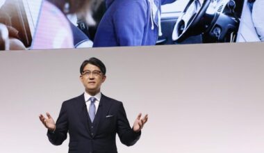 New Toyota chief to accelerate electric reforms