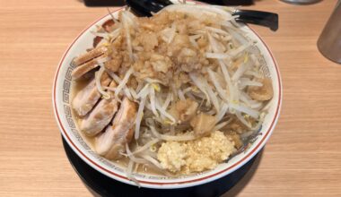 Ramen Buta-Yama: Filled me up! Also, beware of garlic breath!