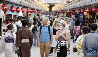 Spending by foreign visitors to Japan jumps sevenfold in 2022