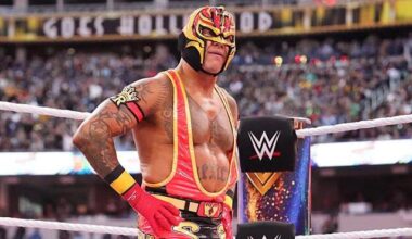 Rey Mysterio…a nod to a fellow WWE Hall of Famer?