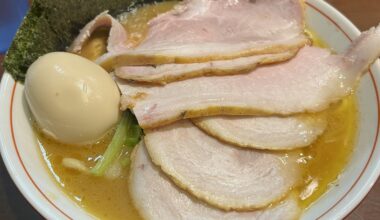 Iekei ramen from Ramen Hiiki in Kamata, Tokyo