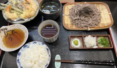 Zarusoba & tempura on a quiet night in 😄