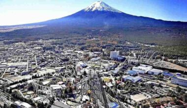 Riders Forced to Walk Down Fujiyama After Roller Coaster Stalls 70m in the Air