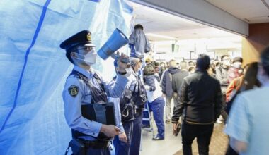 Can explodes at Tokyo station, man taken into custody