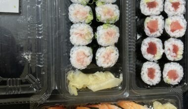 Ebi(Shrimp)Nigiri, negitoro and maguro(tuna) roll.