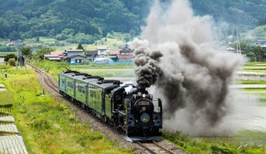 This historical steam train on its final runs through Southern Iwate today.