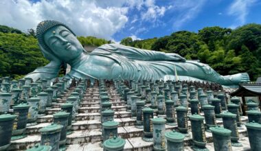 Nanzoin Temple, Fukuoka. This is said to be the largest bronze Buddha in the world.