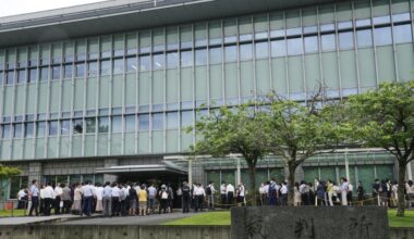 Suspicious delivery halts Japan court preparations to try Abe shooter