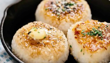 Yaki Onigiri (Grilled Rice Balls )