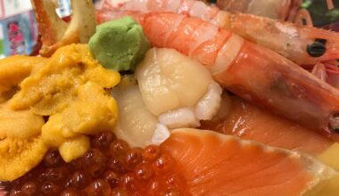 Had a nice seafood bowl in Otaro, Sapporo.