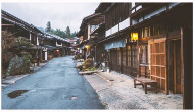 Nightfall comes to Tsumago-juku, on the Nakasendō trail in Nagano prefecture