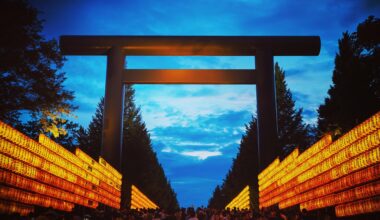 Mitama Matsuri, Yasukuni Shrine