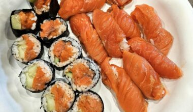 Got some sashimi grade Coho Salmon from the local Grocery store decided to make sashimi, nigiri, and Salmon rolls.