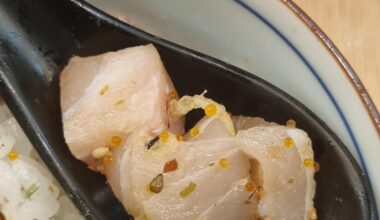 Anyone can identify this white fish in my chirashi bowl