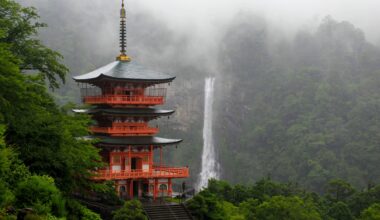 A rainy day at Kumano Nachi Taisha, four years ago today (Wakayama-ken)