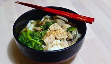 Yakiudon with tofu and vegetables