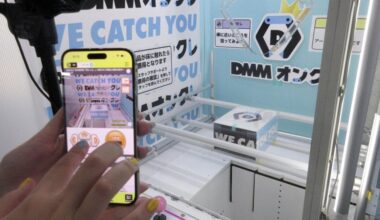 Competition heats up in Japan's remote control claw game market
