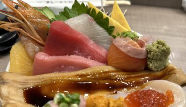 Chirashi bowl from famous restaurant in shibuya, japan