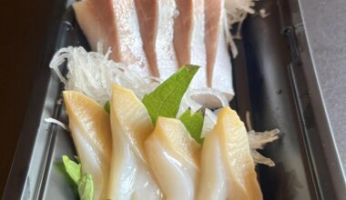 Can anyone ID this sashimi in the front?