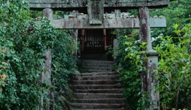 Some pictures from a Hiroshima and Miyajima trip in late spring