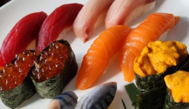 Sushi and tempura soba for lunch with an uni shot