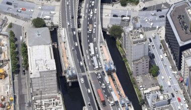 Cyclist dies in expressway accident near Tokyo