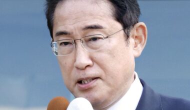 Support for Kishida's Cabinet at record low 32% ahead of by-elections