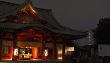 Kanda Myojin Shrine Evening