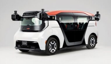 Honda, GM look to launch driverless taxi service in Tokyo in 2026