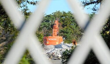 Possibly radiated items stolen at site 3 km from Fukushima plant