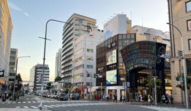 Kobe Motomachi crossing