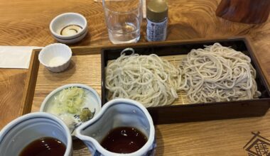 Two types of soba from Yamatou in Matsumoto