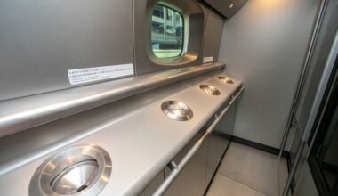 Japan's bullet trains to nix smoking rooms by spring amid health trend