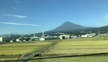 Mount Fuji from the Shinkansen. Isn’t it abnormal for there to be no snow on it in November? It’s completely bare.