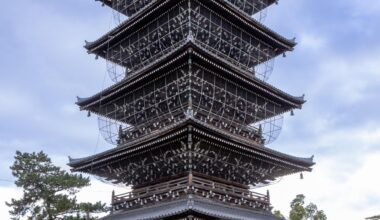 Zentsuji five-storied pagoda in Shikoku 善通寺五重塔
