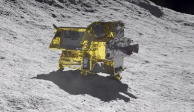 Japan spacecraft enters lunar orbit for Moon landing on Jan. 20