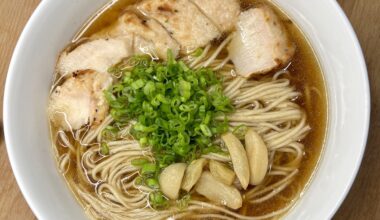 Tsuta Ramen with Chicken, Roasted Garlic and Truffle Oil