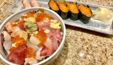 Nice chirashi with tobiko and aburi salmon on the side