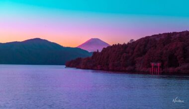 Lake Aishi, Hakone with Fuji in the back