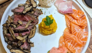 Kind of a hodge podge, filet tail, shrooms, salmon and yellowtail sashimi, sushi rice and sweet acorn squash.