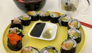 Oshinko, surimi, and cucumber maki (What should this roll be called?)