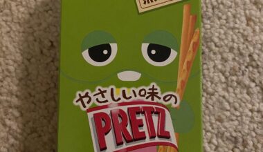 I bought these online because of Gachapin. The flavor is “mild salad-“ I have no idea what that may mean. Could anyone give me a clue?