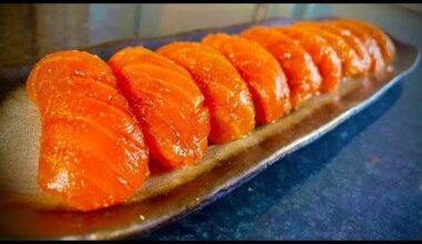 How to Make Salmon Nigiri