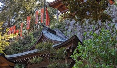 The cave and Benten hall of Myoen-ji