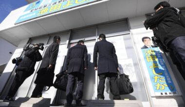 Prosecutors to give up building case against bigwigs of scandal-hit Abe faction